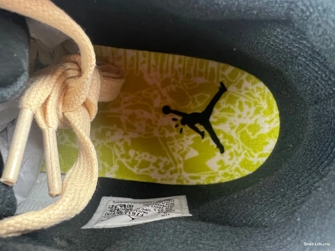 One Kick Jordan FZ8117-102 x Jumpman TR Travis Scott Jack 0729